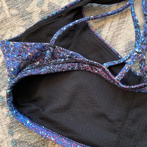 lululemon free to be zen - Strive Multi Black - Picture 7 of 7